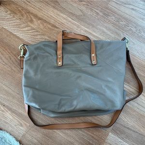 Gap purse